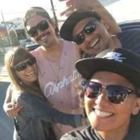 Meet your Posher, Sam - Picture 1 of 1